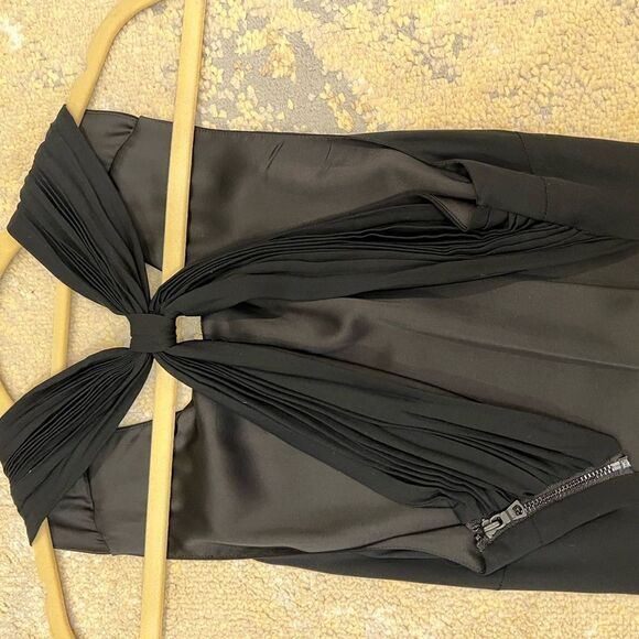 alice and olivia black jumpsuit cross open back - Picture 7 of 7